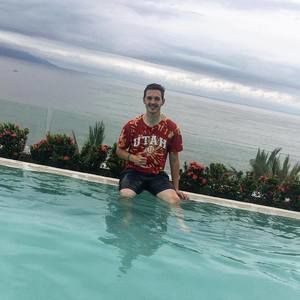 Meet your Posher, Tanner